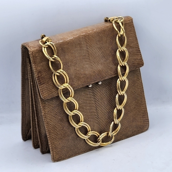 Vintage Handbags - Vintage Accordion Tan Lizard Purse Secret Compartment With Extra Accessories.